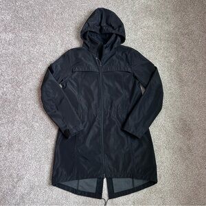 Mondetta Outdoor Project Women's XS Black Windbreaker Rain Jacket Hooded Long